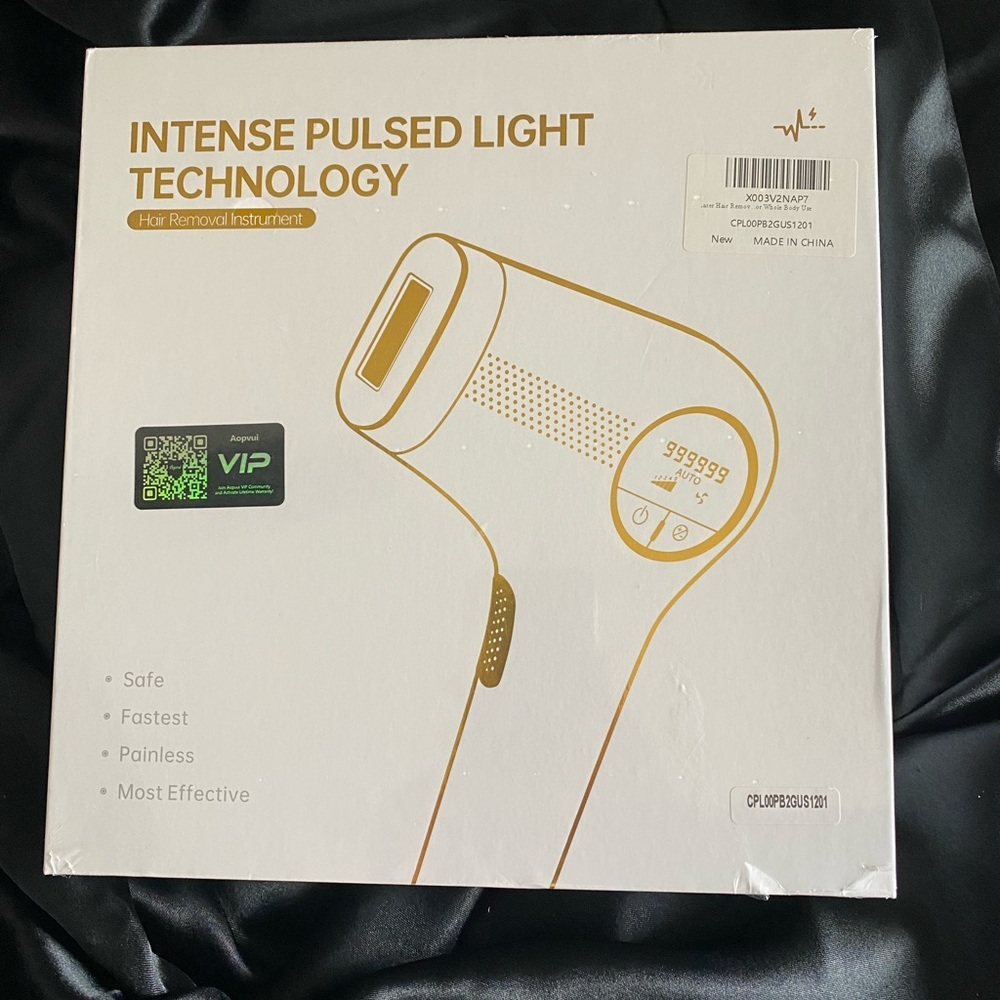 Intense Pulsed Light Hair Removal Device